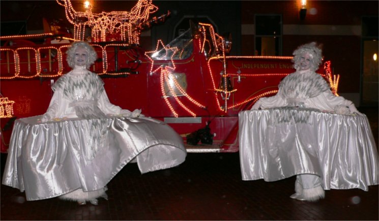 Tafeldame te boeken bij www.kwekel-evenementen.nl